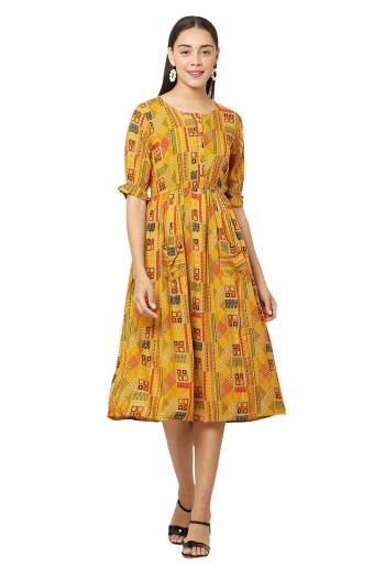 Attrective This Printed Designer  Readymade Long Kurti In Fine Color. This Kurti Are Rayon Fabricated Beautified With Designer Printed. It Is Light In Weight And Easy To Carry All Day Long. 