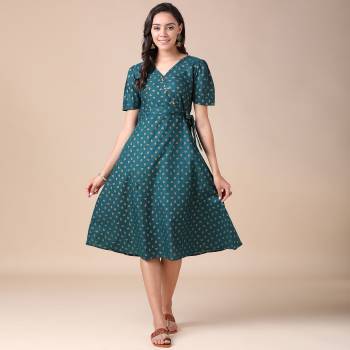 Looking This Readymade Long Kurti In Fine Color. This Kurti Are Poly Cotton Fabricated Beautified With Designer Printed. It Is Light In Weight And Easy To Carry All Day Long. 