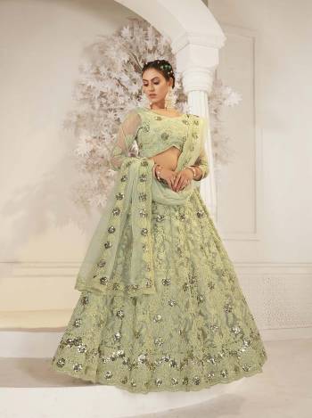 Stylist This Bridal Wedding Heavy Designer Lahenga Choli In Fine Color.This  Lahenga Choli Are Net Fabricated Beautified With Attrective Coding Embroidery With Stone Work.Buy Now. 