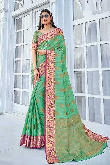 Looking This Designer Tassle Saree Are Fine Saree Paired With Blouse.This Saree And Blouse Are Cotton Handloom Based Fabric With Weaving Designer Jari Work. Buy This Pretty Saree Now.