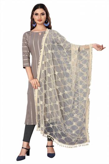 Enhance The Look Of Your Gown, Lehenga Or Even Kurti With This Pretty Cotton White Thread With Gold Sequance Embroidered Work Net Fabricated Dupatta. You Can Pair This Up Same Or Contrasting Colored Attire. Buy Now.