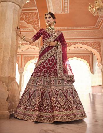 Attrective This Bridal Heavy Designer Lehenga Choli In Fine Color Fabricated On Velvet Beautified Fabric Lahenga Choli With Heavy Designer Embroidery With Zarkan,Zardosi Work.Buy Now. 