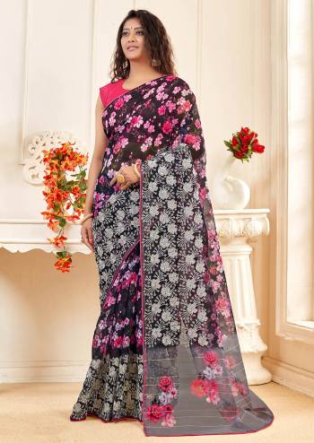 Attrective This Partywear Stylist Designer Fine Colour Saree Paired With Contrasted Blouse.This Saree And Blouse Are Organza Fabric With Embroidery Border Work,Digital Printed. Buy This Pretty Saree Now.