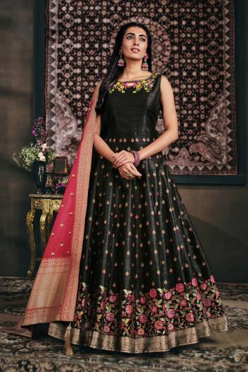 Flaunt Your Rich And Elegant Taste Wearing This Designer Readymade Long Gown With Dupatta In Fine Color. This  Pretty Gown Is Tassar Silk And Dupatta Are Net Fabricated Beautified With Heavy Multy Color Wevon Jacquard Designer. Its Fabric Is Soft Towards Skin And Easy To Carry All Day Long. 