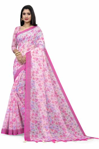 Looking This Disigner Saree Are Fine Saree Paired With Blouse.This Saree Are Linen And Blouse Are Silk Blend Fabric With Wevon Jari Border With Designer Digital Printed. Buy This Pretty Saree Now.