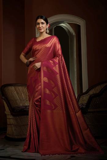 You Will Definitely Earn Lots Of Compliments Wearing This Pretty Elegant Looking Saree In Pretty Color Paired With Matching Blouse.This Saree and Blouse Are Fabricated On Art SIlk. It Is Beautified With Heavy Wevon Designer Work .