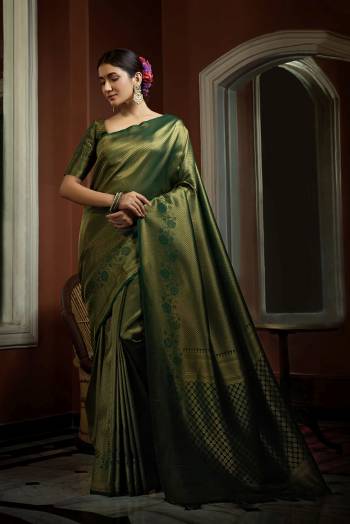 You Will Definitely Earn Lots Of Compliments Wearing This Pretty Elegant Looking Saree In Pretty Color Paired With Matching Blouse.This Saree and Blouse Are Fabricated On Art SIlk. It Is Beautified With Heavy Wevon Designer Work .