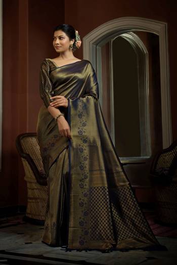 You Will Definitely Earn Lots Of Compliments Wearing This Pretty Elegant Looking Saree In Pretty Color Paired With Matching Blouse.This Saree and Blouse Are Fabricated On Art SIlk. It Is Beautified With Heavy Wevon Designer Work .