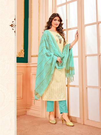 You Will Definitely Earn Lots Of Compliments Wearing This Lovely Readymade Designer Suit In Pretty Color. Its Top Is Fabricated On Handloom Cotton paired With Cotton Bottom And Cotton Fabricated Dupatta