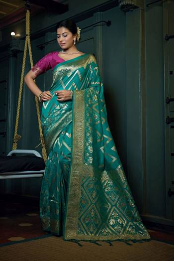 Enhance Your Personality In This Lovely Colored Saree. This Saree And?Blouse Are Art Silk Based Fabric With Heavy Wevon Jari Designer Work . Buy This Pretty Saree Now