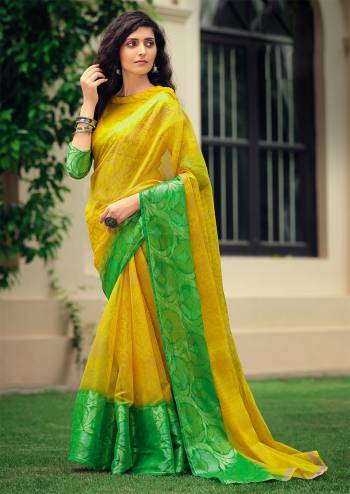 Grab These Pretty Colored Saree Fabricated On Handloom Cotton Saree And Blouse Beautified With Wevon,Designer Printed.