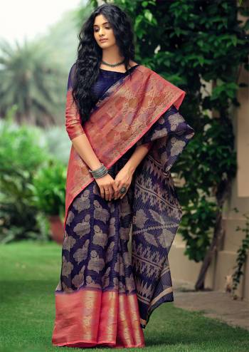 Grab These Pretty Colored Saree Fabricated On Handloom Cotton Saree And Blouse Beautified With Wevon,Designer Printed.