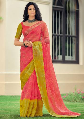 Grab These Pretty Colored Saree Fabricated On Handloom Cotton Saree And Blouse Beautified With Wevon,Designer Printed.