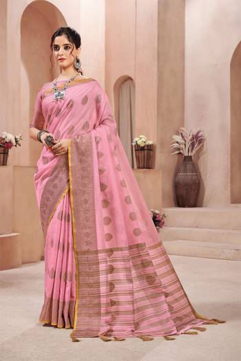 Look Beautifull In This Pretty Saree Come With Beautifull Colored. It?Is Fabricated On Linen. Beautified With Wevon Reasham Designer.