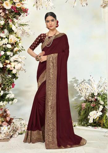 Buy These Beautifull Saree Pretty Color Paired With Contrast Blouse.This Saree?And Blouse Are Silk Blend Based Fabric With Weaving Jacquard Border Blouse.