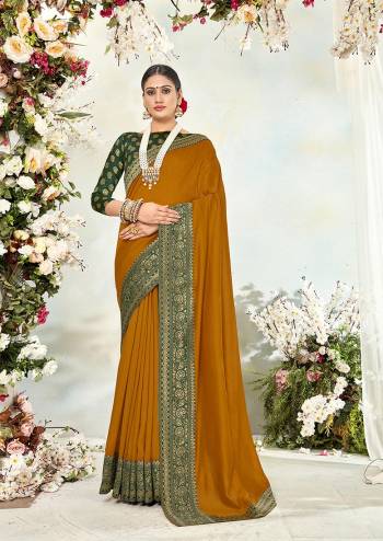 Buy These Beautifull Saree Pretty Color Paired With Contrast Blouse.This Saree?And Blouse Are Silk Blend Based Fabric With Weaving Jacquard Border Blouse.