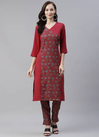 Grab This Readymade Collection Come With Pretty Colored Kurti With Matching Bottom And Rayon Fabricated Beautified With Designer Digital Printed