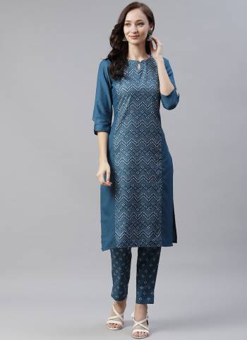 Grab This Readymade Collection Come With Pretty Colored Kurti With Matching Bottom And Rayon Fabricated Beautified With Designer Digital Printed