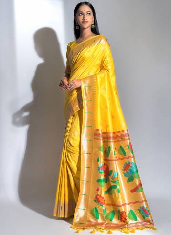 Enhance Your Personality In This Lovely Colored Saree Come With Matching Blouse?This Saree And Blouse Are Banarasi Soft Silk Based Fabric With Wevon Paithani Designer.Buy This Pretty Saree Now