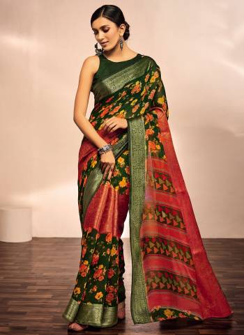 Buy These Beautifull Saree Pretty Color Paired With Contrast Blouse.This Saree is Fabricated on Jacquard Silk Pair With Jacquard Silk Blouse And Beautified With Wevon Border And Printed Designer