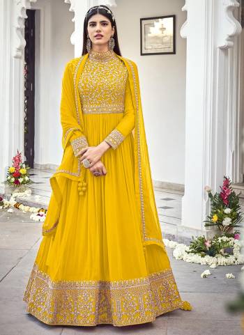 You Will Definitely Earn Lots Of Compliments In This Lovely Suit In Beautifull Colored Top Paired With Pretty Bottom And Dupatta. Its Top Is Fabricated On Faux Georgette Paired With Santoon Fabricated Bottom And Faux Georgette Dupatta Beautified With Heavy Designer Embroidery,Diamond Work.