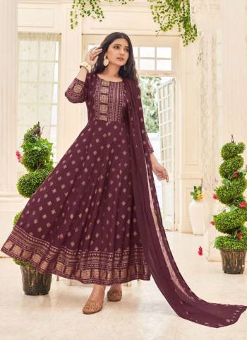 Here Is A Prefect Kurti With Dupatta For The Upcoming Festive Season In Pretty Color. This Readymade Kurti Is Fabricated On Rayon Pair With Rayon Dupatta.Beautified With Digital Foil Printed. It Is Light In Weight And Available In All Regular Sizes