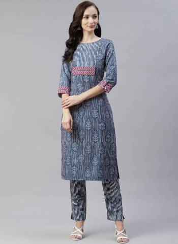 You Will Definitely Earn Lots Of Compliments Wearing This Pretty Set.This Kurti is Fabricated On Rayon Pair With Rayon Pant. Beautified With Designer Digital Printed