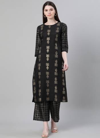 Grab These Beautiful Kurti In Pretty Colored.These Kurti is Fabricated On PolySIlk Beautified With Designer Fil Print.Buy Now.