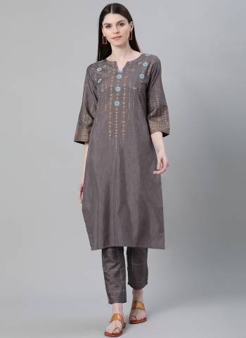 Grab These Beautiful Kurti In Pretty Colored.These Kurti is Fabricated On PolySIlk Beautified With Designer Fil Print.Buy Now.