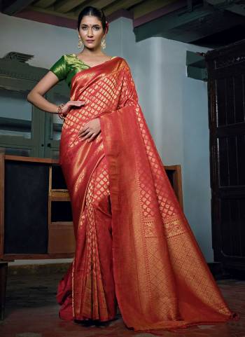 Grab These Fancy Saree n Lovely Colored.Its Saree And Blouse Are Fabricated On Kanjivaram Silk Beautified With Heavy Wevon Designer Work .