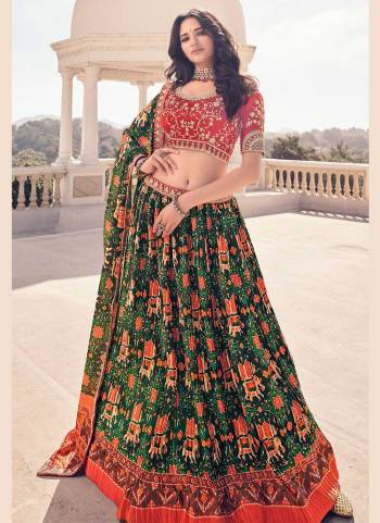 For a Beautiful Look, Grab These Pretty Lehenga Choli  Come With Contrast Color Dupatta And Blouse . Its Fabricated On Rayon Base Pair With Pashmina Silk Blouse And Rayon Dupatta.Beautified With Digital Printed,Jari,Resham Embroidery Work