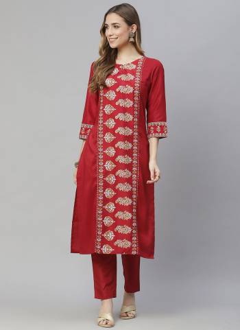 You Will Definitely Earn Lots Of Compliments Wearing This Pretty Set.This Kurti?is Fabricated On Chinon Pair With Chinon Pant. Beautified With Designer Foil Printed.