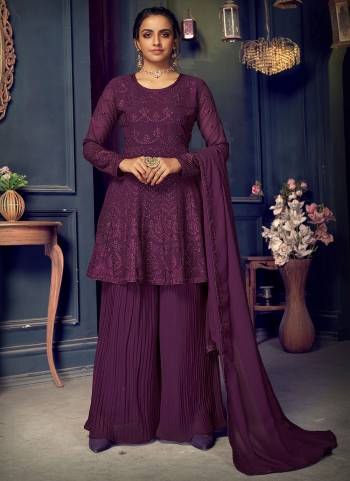 For a Pretty Look,Grab These Designer Sharara Suit in Bright Colored.its Fabricated On Faux Georgette Based Pair With Bottom And Dupatta.Beautified With Embroidery, Diamond Work 