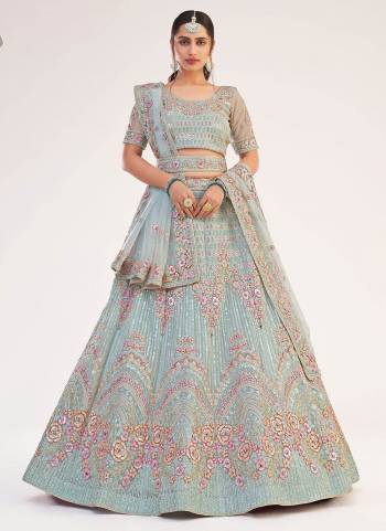 For A Designer Look , Grab These Heavy Designer Lehenga in Beautiful Colored.its Lehenga And Blouse Are Fabricated On Net Based Pair WIth Net Dupatta Beautified With Heavy Designer Work