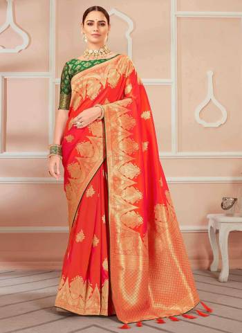 Grab These Traditional Wear Lovely Saree Pair With Pretty Bloue.Its Saree And Blouse Are Fabricated On Banarasi Silk Come With Heavy Wevon Designer.