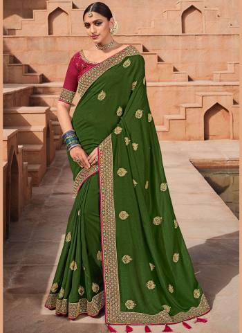 Grab These Fancy Saree in All Over Pretty Colored.its Saree is Fabricated On Vichitra Silk Based Pair With Phantom Silk Blouse.Come With Heavy Work.