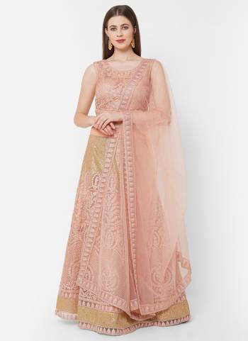 For A Beautiful Look,Grab These Lehenga in All Over Lovely Colored.Its Lehenga Is Fabricated On Net Based.its Beautified With Designer Multy Embroidery Work