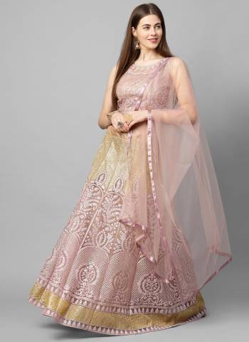 For A Beautiful Look,Grab These Lehenga in All Over Lovely Colored.Its Lehenga Is Fabricated On Net Based.its Beautified With Designer Multy Embroidery Work