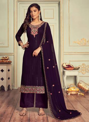 Here Is An Attractive Looking Pretty Suit in Lovely Colored.Its Top Is Fabricated On Faux Georgette Pair With Santoon Bottom And Faux Georgette Dupatta.Beautified With Heavy Doubel Sequance,Thread Embroidery Work