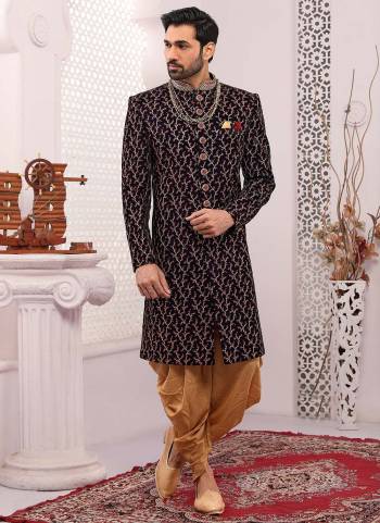 Grab These Readymade Sherwani in Fine Colored.These Shewani is Fabricated On Velvet Pair With Dupion Silk Bottom With Designer Embroidery Work.Its Available in All Regular Size