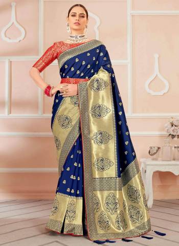 For A Beautiful Look , Grab These Fancy Designer Saree In All Over Fine Colored.These Saree And Blouse Are Fabricated On Banarasi Silk Beautified With Heavy Wevon Designer