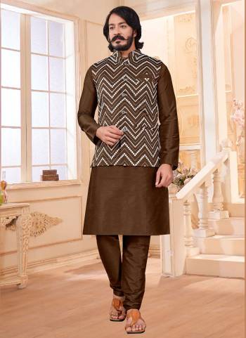 Take your ethnic style quotient to the next level by wearing this fashionable Combo kurta set.Its Come With Art SIlk Base Fabricated Pair With Silk Fabric Payjama.Buy Now