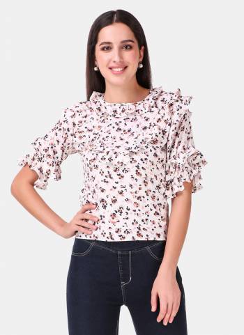 For Your Casual Wear, Grab These Readymade Collection Come With Lovely Colored.These Top is Fabricated On Cotton Based.Its Available In All Regular Size.