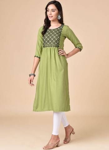 For A Casual Wear , Grab These Kurti in Fine Colored.These Kurti is Fabricated On Rayon Based.Its Beautified With Embroidery Work Also Available in All Regular Size.