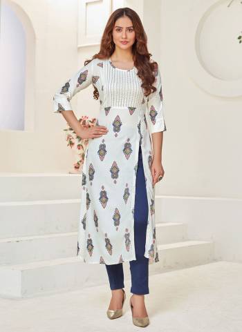 No More Worry For What To Wear At Your Place, Grab?These Kurti in Fine Colored.These Kurti Is Fabricated on Rayon With Printed Work.its Available In All Regular SIze.Buy Now