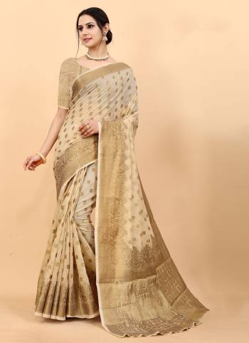 Enhance Your Beauty wearing This Saree In Fine Colored.These Saree Is Fabricated On Soft Cotton Slub Pair With Brocade Silk Blouse.Beautified With Heavy Jari Wevon Designer.