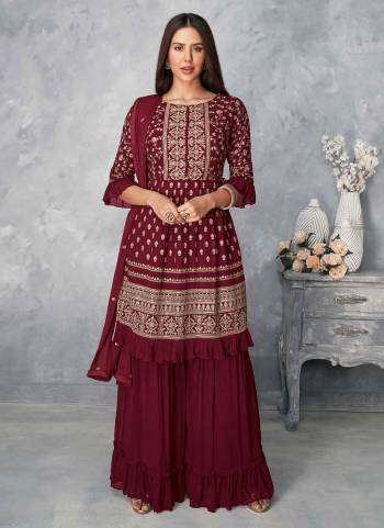 For A Designer Look ,Grab These Sharara Suit In All Over Pretty Colored.These Top Is Fabricated On Georgette Pair With Georgette Bottom And Dupatta.Its Beautified With Heavy Sequance Jari Embroidery Work.