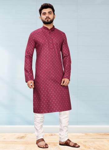 Take your ethnic style quotient to the next level by wearing this fashionable kurta set.Its Come With Cotton Fabricated Pair With Cotton Fabric Payjama.Buy Now