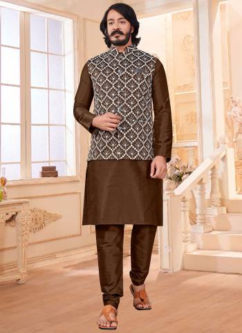 Take your ethnic style quotient to the next level by wearing this fashionable kurta set.Its Come With Art Silk Fabricated Pair With Art Silk Jacket And Silk Fabric Payjama.Buy Now