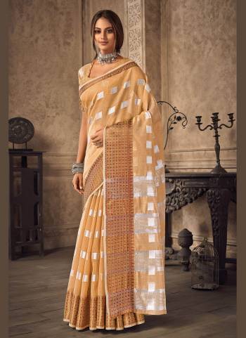 For A Pretty Look , Grab These Fancy Saree in All Over Fine Colored.These Saree is Fabricated On Linen Pair With Blouse.Its Beautified With Heavy Thread Wevon Designer Work.